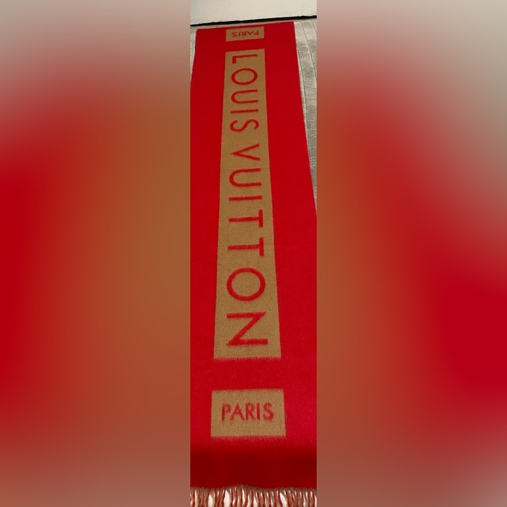 Louis Vuitton Cashmere Muffler Unisex - Picture 3 of 8